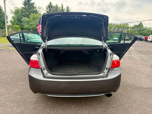 Used 2013 Honda Accord LX image 19