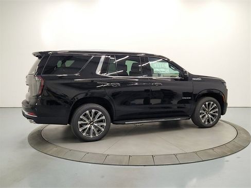 New 2026 Chevrolet Tahoe High Country w/ Sun And Tow Package image 7