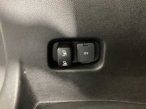 Used 2023 Ford Edge SEL w/ Sport Appearance Package image 31