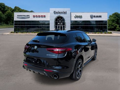 Used 2023 Alfa Romeo Stelvio Veloce AWD/4WD image 6