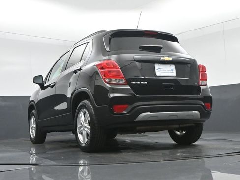 Used 2020 Chevrolet Trax LT w/ LT Convenience Package image 51