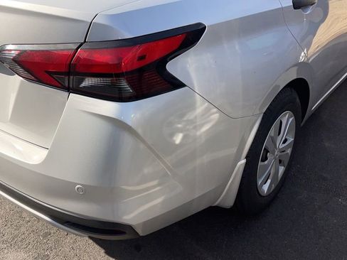 Used 2020 Nissan Versa S image 5