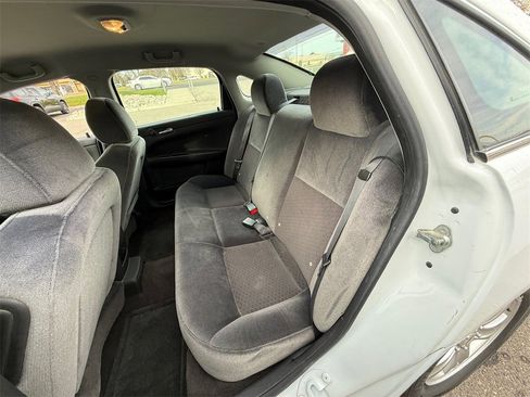 Used 2014 Chevrolet Impala Limited LS image 31