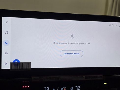 New 2026 Toyota Camry Hybrid FWD image 5