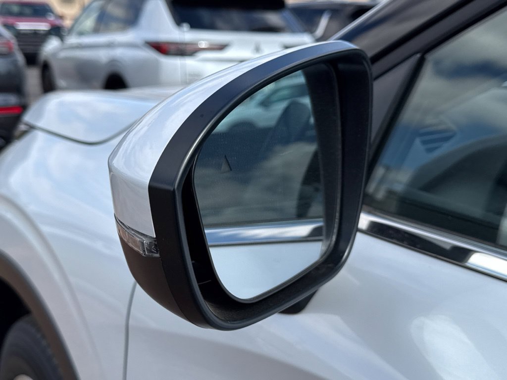 New 2026 Mitsubishi Outlander ES AWD/4WD image 40