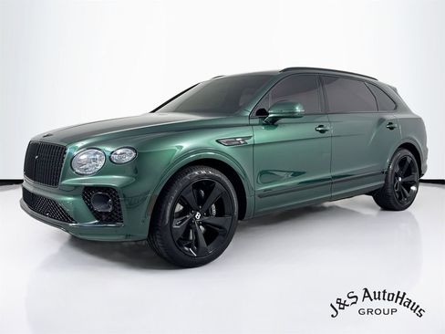 Used 2023 Bentley Bentayga Extended Wheelbase AWD/4WD image 3