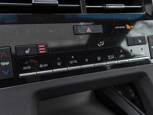 Used 2019 Toyota Avalon XSE w/ All Weather Liner Package image 19