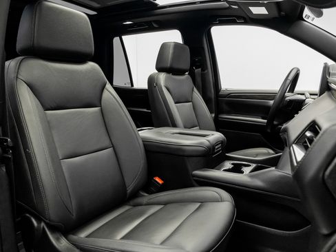 Used 2024 Chevrolet Tahoe Z71 w/ Luxury Package image 30