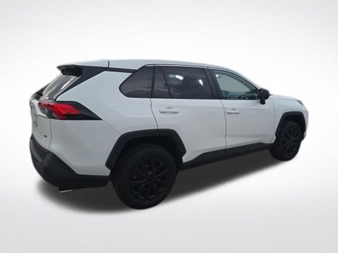 Used 2024 Toyota RAV4 LE FWD image 3
