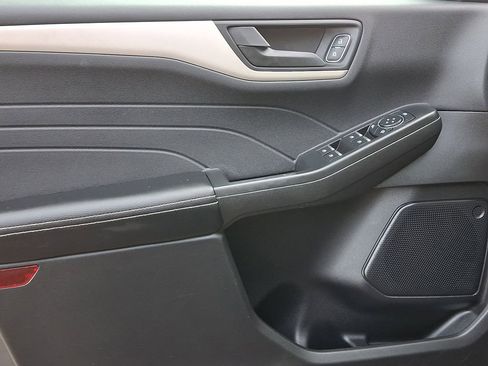 Certified 2022 Ford Escape SE w/ Convenience Package image 13