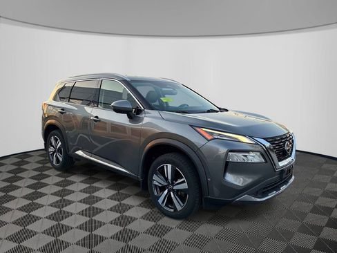 Used 2023 Nissan Rogue SL w/ SL Premium Package AWD/4WD image 3