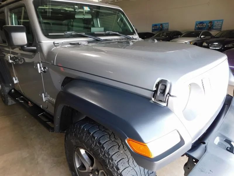Used 2018 Jeep Wrangler Unlimited Sport S AWD/4WD image 9