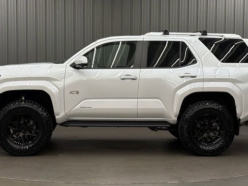 Used 2026 Toyota 4Runner Limited AWD/4WD image 2