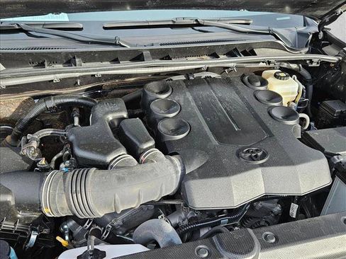 Used 2021 Toyota 4Runner TRD Off-Road Premium image 21