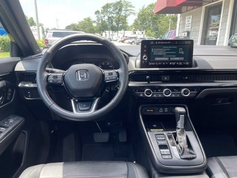 Used 2025 Honda CR-V Touring image 18