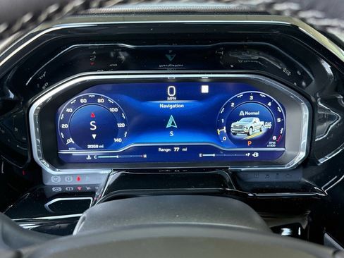 Used 2023 Chevrolet Silverado 1500 High Country w/ Z71 Off-Road Package image 26