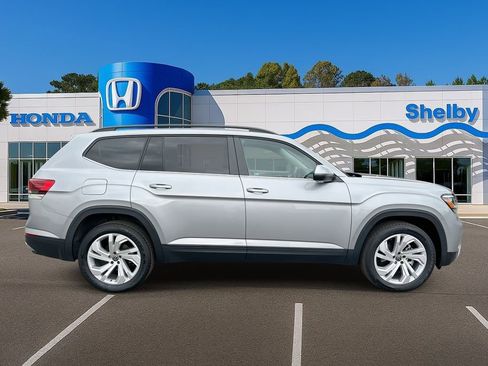 Used 2023 Volkswagen Atlas SE image 9