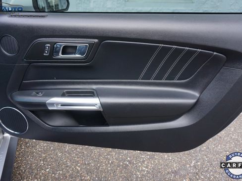 Used 2017 Ford Mustang Premium image 18
