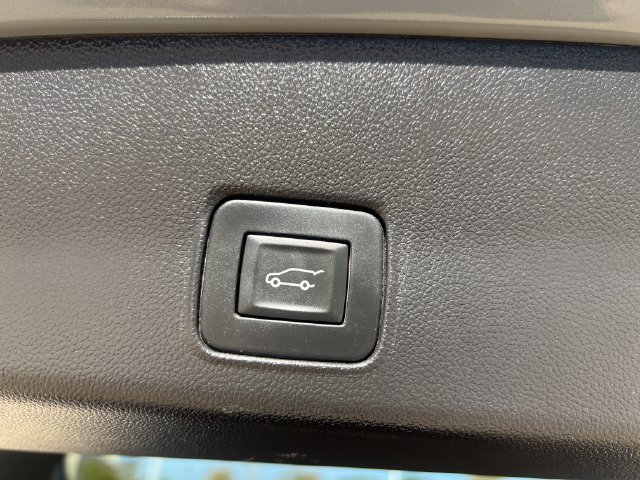 Used 2026 Chevrolet TrailBlazer LT w/ Convenience Package AWD/4WD image 32