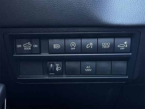 Used 2026 Toyota Tundra Limited image 20