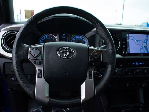 Used 2023 Toyota Tacoma Limited image 18