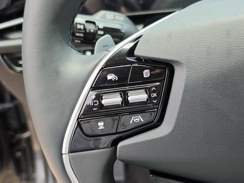 New 2026 Kia Niro FWD image 31