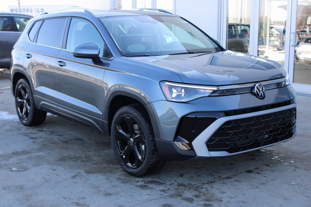 Certified 2026 Volkswagen Taos SEL AWD/4WD image 1