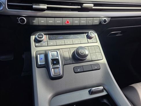 Used 2024 Hyundai Palisade SEL FWD image 18