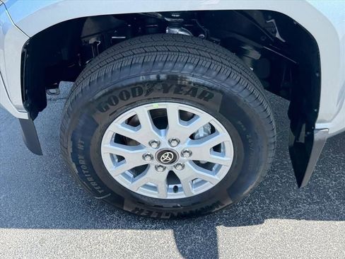 New 2026 Toyota Tacoma SR5 AWD/4WD image 15