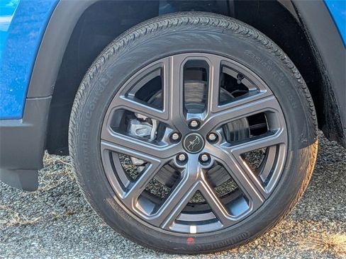 New 2026 Jeep Compass Limited image 28