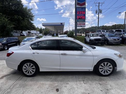 Used 2013 Honda Accord Touring image 7