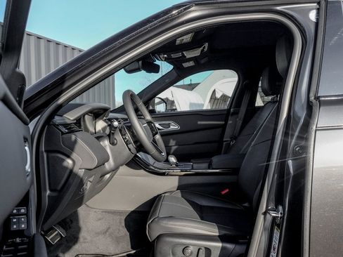 New 2026 Land Rover Range Rover Velar Dynamic SE image 10
