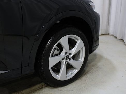 New 2025 Audi Q5 Premium Plus image 28