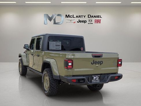 New 2026 Jeep Gladiator Willys AWD/4WD image 4