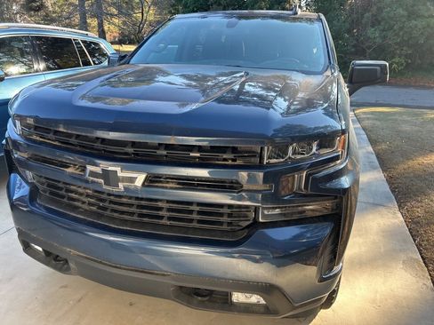 Used 2020 Chevrolet Silverado 1500 RST w/ All-Star Edition image 2
