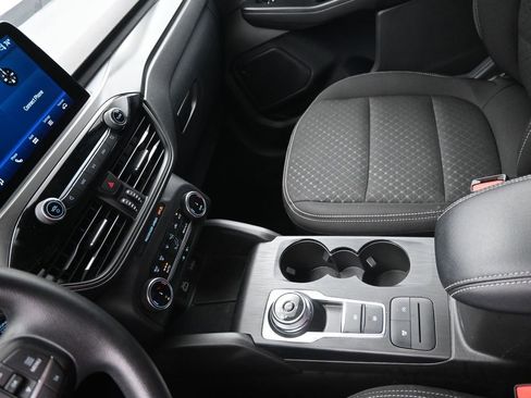 Used 2025 Ford Escape Active image 18