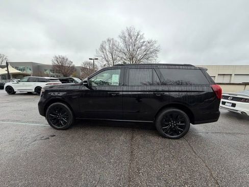 New 2025 Ford Expedition Platinum w/ Stealth Appearance Package image 6