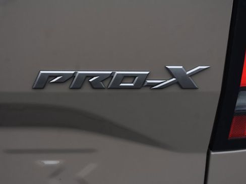 Used 2023 Nissan Frontier Pro-X w/ Technology Package image 7