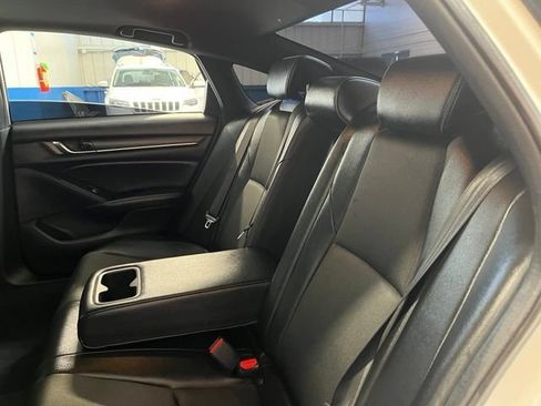 Used 2021 Honda Accord Sport image 18