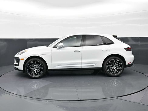 New 2026 Porsche Macan AWD/4WD image 2