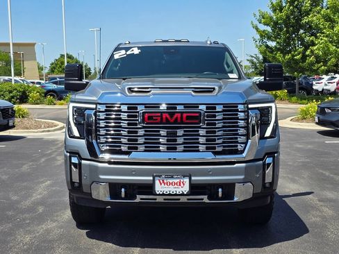 Certified 2024 GMC Sierra 2500 Denali w/ Denali Reserve Package AWD/4WD image 4