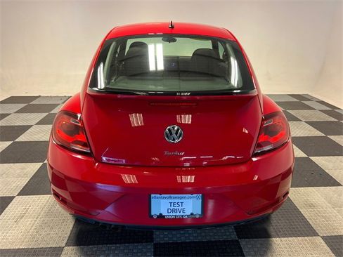 Used 2019 Volkswagen Beetle 2.0T S image 4