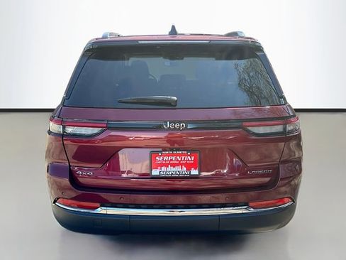 Used 2023 Jeep Grand Cherokee Laredo w/ Luxury Tech Group I image 7