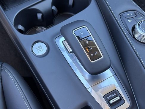 New 2025 INFINITI QX50 Pure image 17