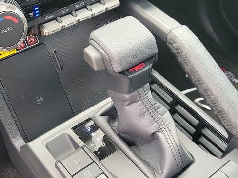 New 2026 Toyota 4Runner TRD Off-Road Premium AWD/4WD image 28
