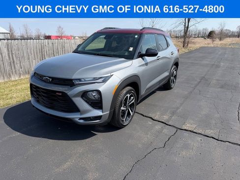 Used 2023 Chevrolet TrailBlazer RS w/ Sun and Liftgate Package image 1