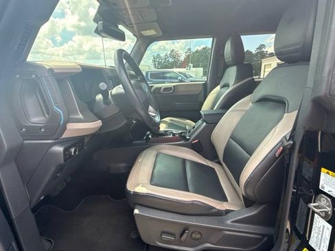 Used 2024 Ford Bronco Wildtrak AWD/4WD image 24
