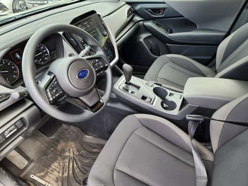 Used 2025 Subaru Crosstrek 2.0i Premium image 8
