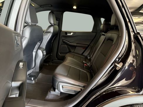 Used 2025 Ford Escape ST-Line w/ Tech Pack #1 AWD/4WD image 29