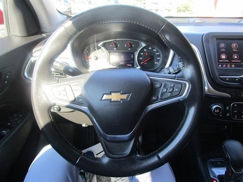 Used 2022 Chevrolet Equinox LT image 35
